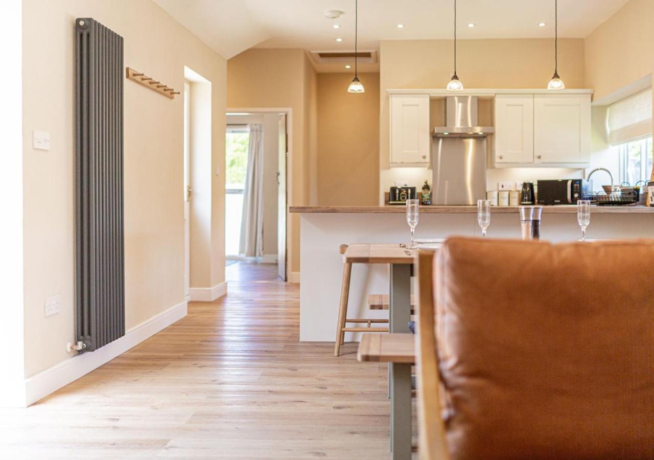 The Barn In Longhope - Luxury Barn Conversion Luaran gambar